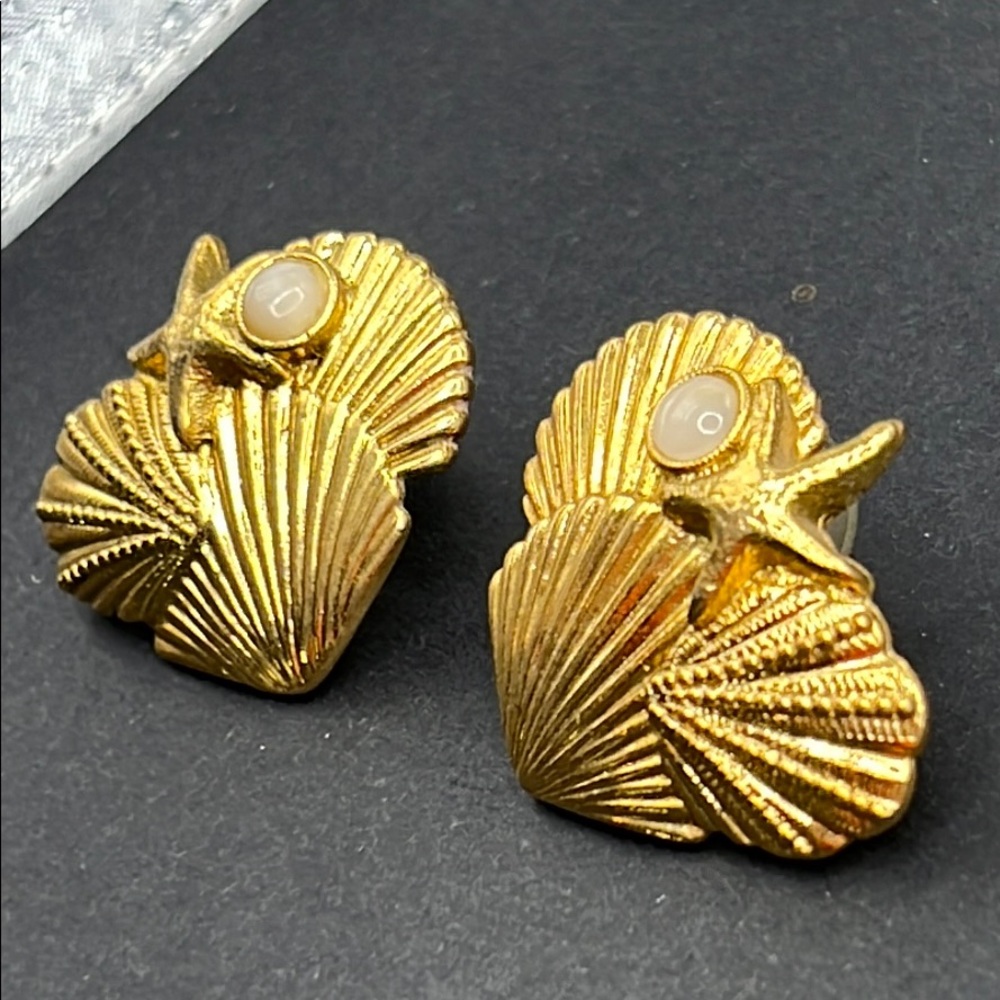 1928 shell/starfish earrings - Picture 2 of 3